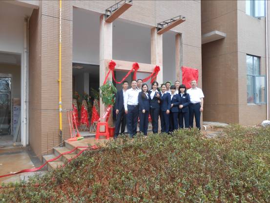 20250219983276.jpg 1511118156.jpg